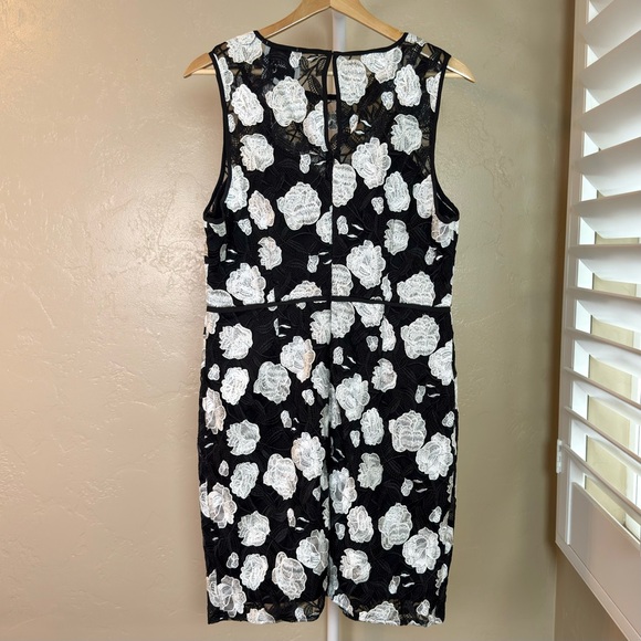 Sam Edelman Black White Floral Embroidered Lace Sheath Dress Size 8 NWOT - Picture 9 of 11